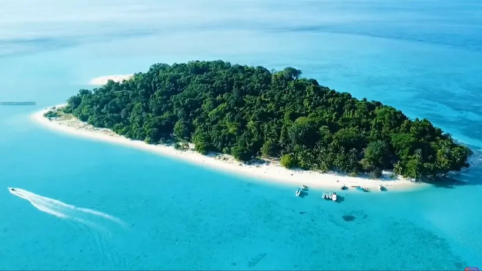 Sangalaki Island