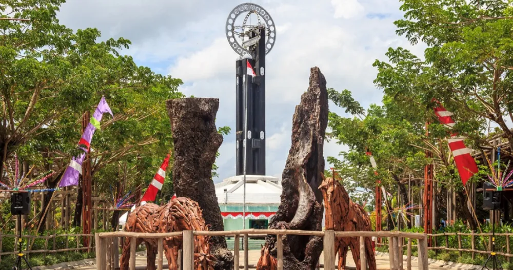 Equator Monument